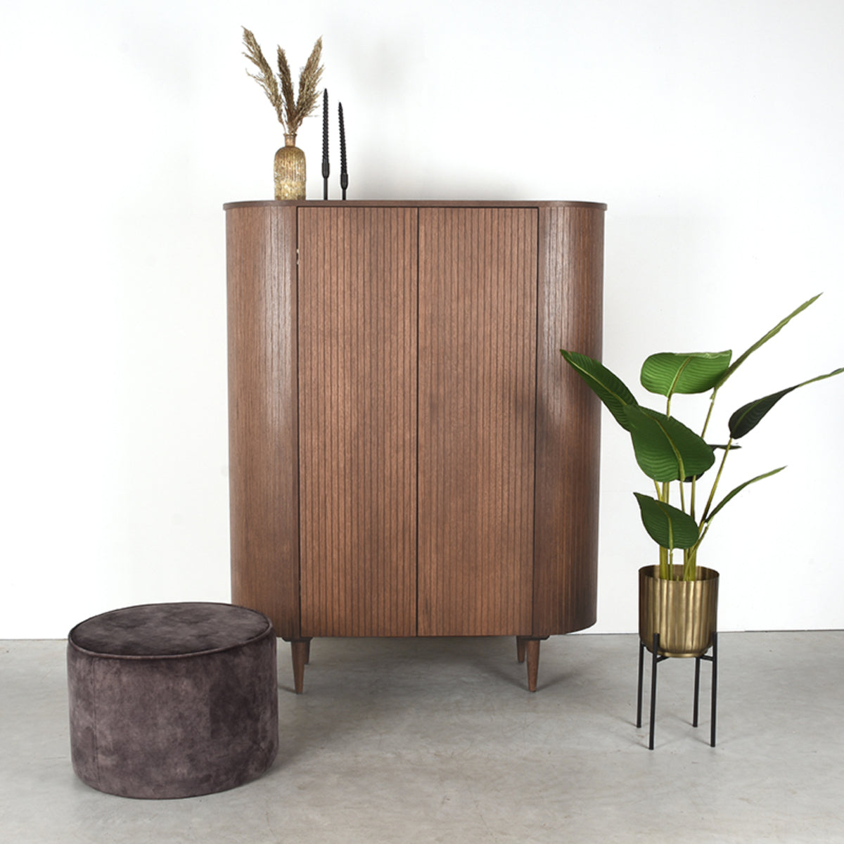 LABEL51 Bergkast Oliva – Robuuste Eikenhouten Opbergkast – Hoog Model